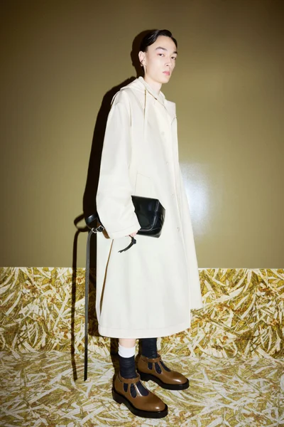 Look 13